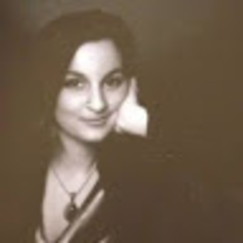Meet your Posher, Emilie